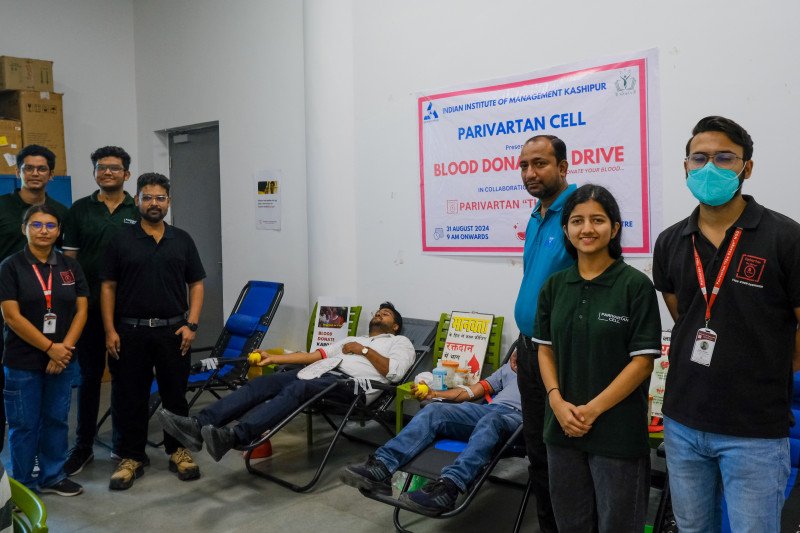 iim-kashipurs-parivartan-hosts-successful-blood-donation-drive